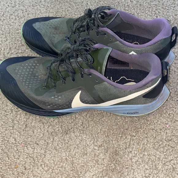 Mens Nike Air Zoom Terra Kiger 5 - Picture 2 of 5